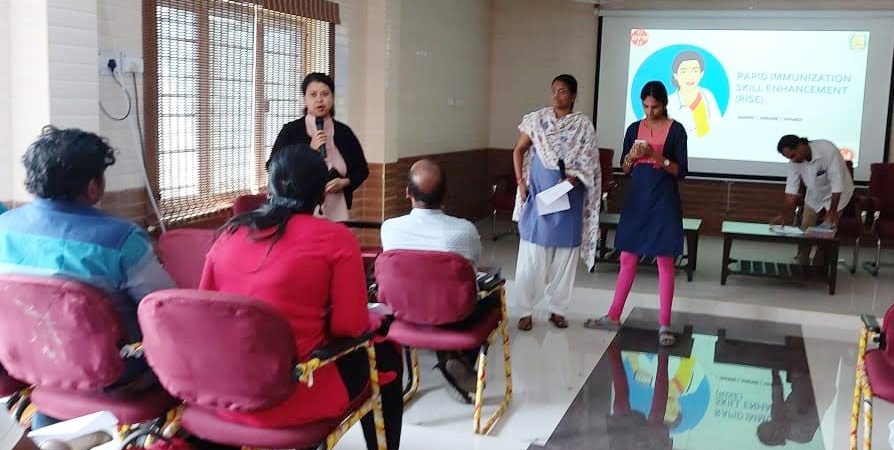 Ms. Sohini Sanyal, Learning and Capacity Building Specialist, RISE, facilitating an orientation session at Chengalpattu,TN (2)